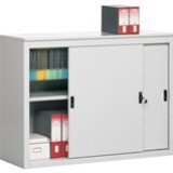 Armadio metallico a porte scorrevoli